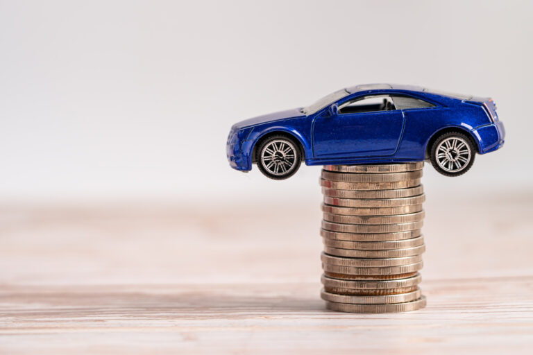 Porovnávanie cien a podmienok PZP pre osobné auto pred uzatvorením poistenia.